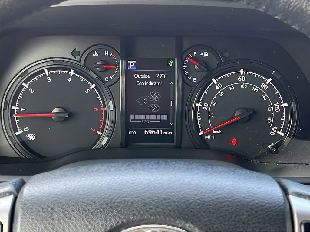 Used 2023 Toyota 4Runner SR5 Premium w/ Moonroof Package RWD image 23