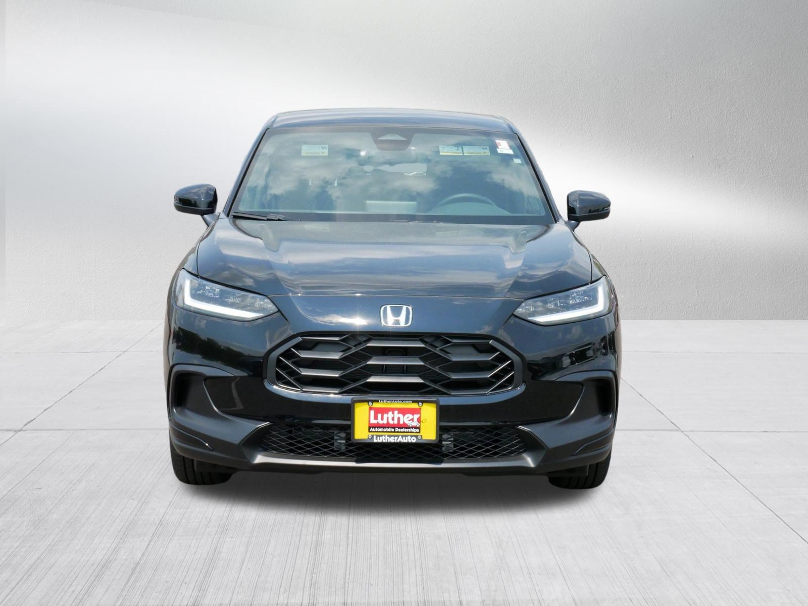 Certified 2027 Honda HR-V Sport image 2