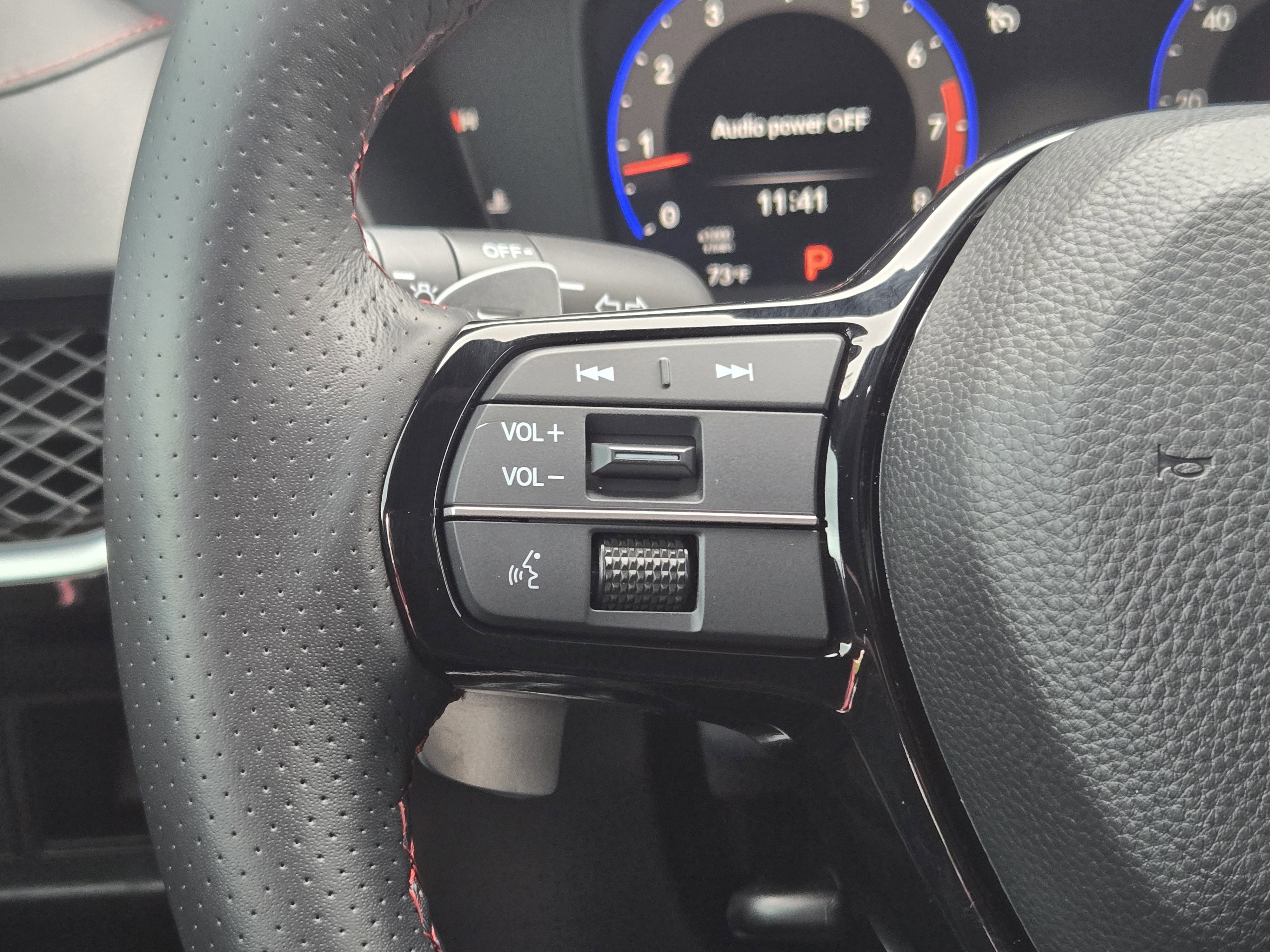 Certified 2025 Acura ADX A-Spec image 29