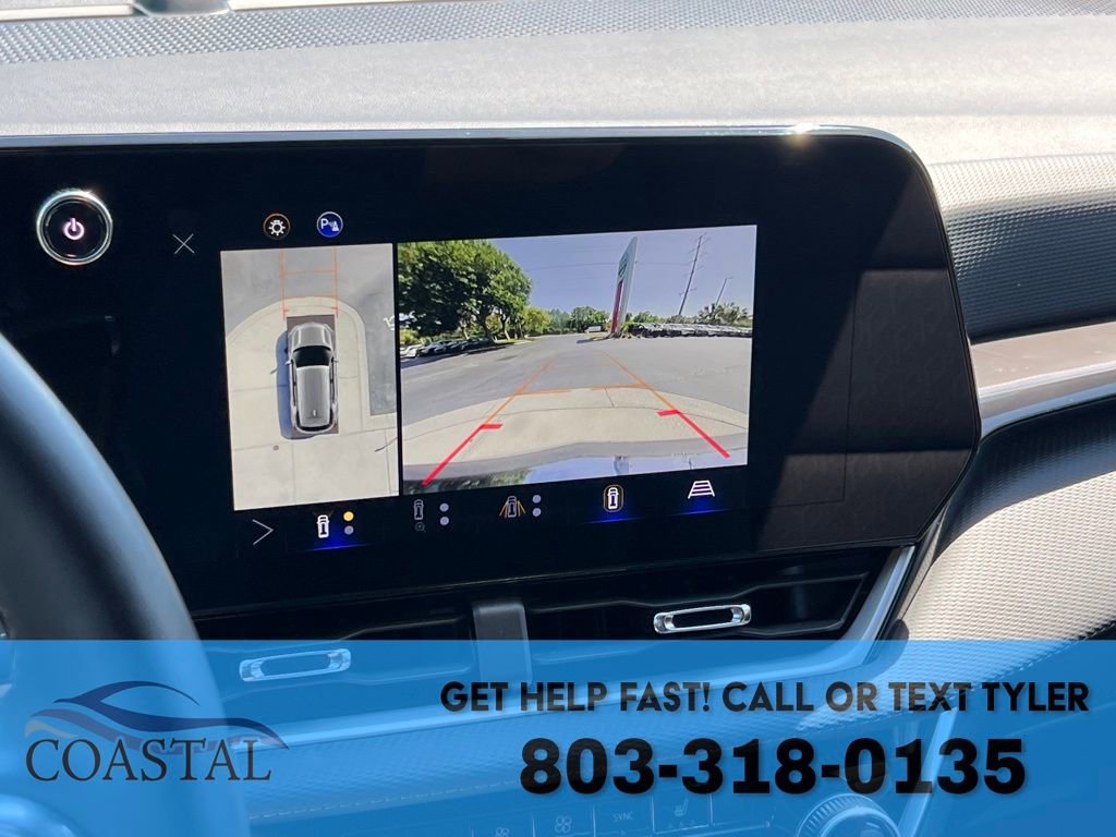 Used 2025 Chevrolet Equinox LT w/ Convenience Package II image 44