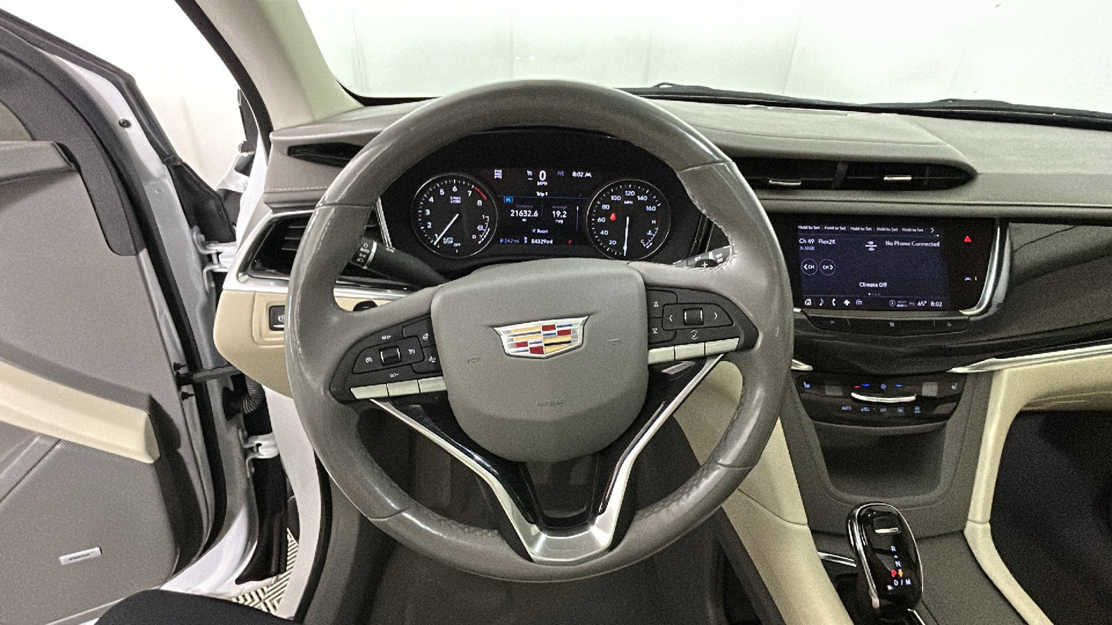 Used 2021 Cadillac XT6 Premium Luxury AWD/4WD image 18