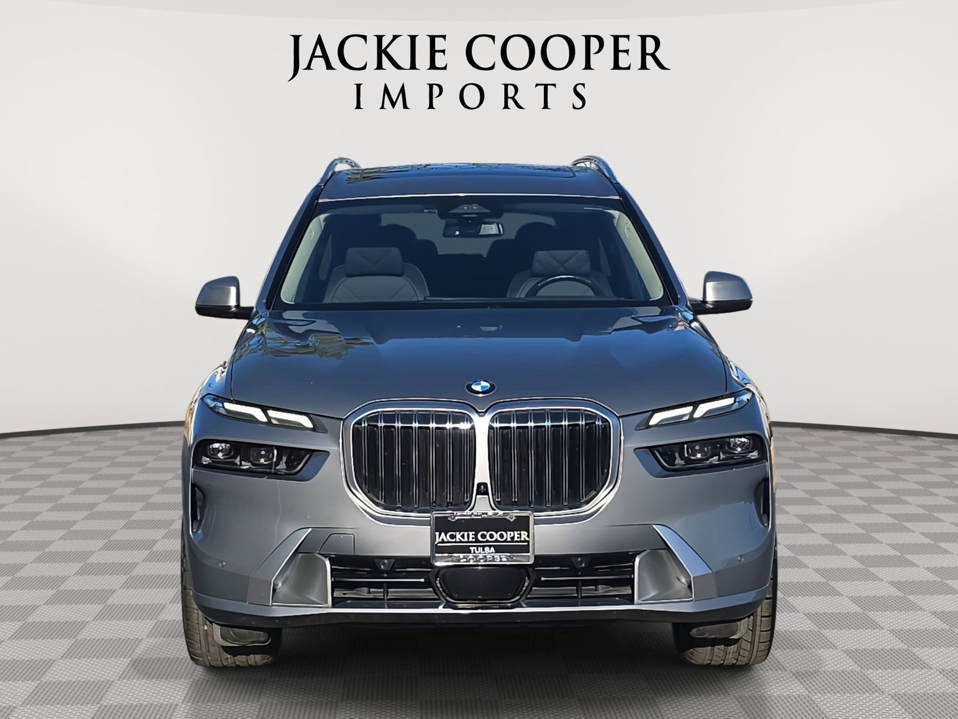 Used 2023 BMW X7 xDrive40i w/ Premium Package image 2