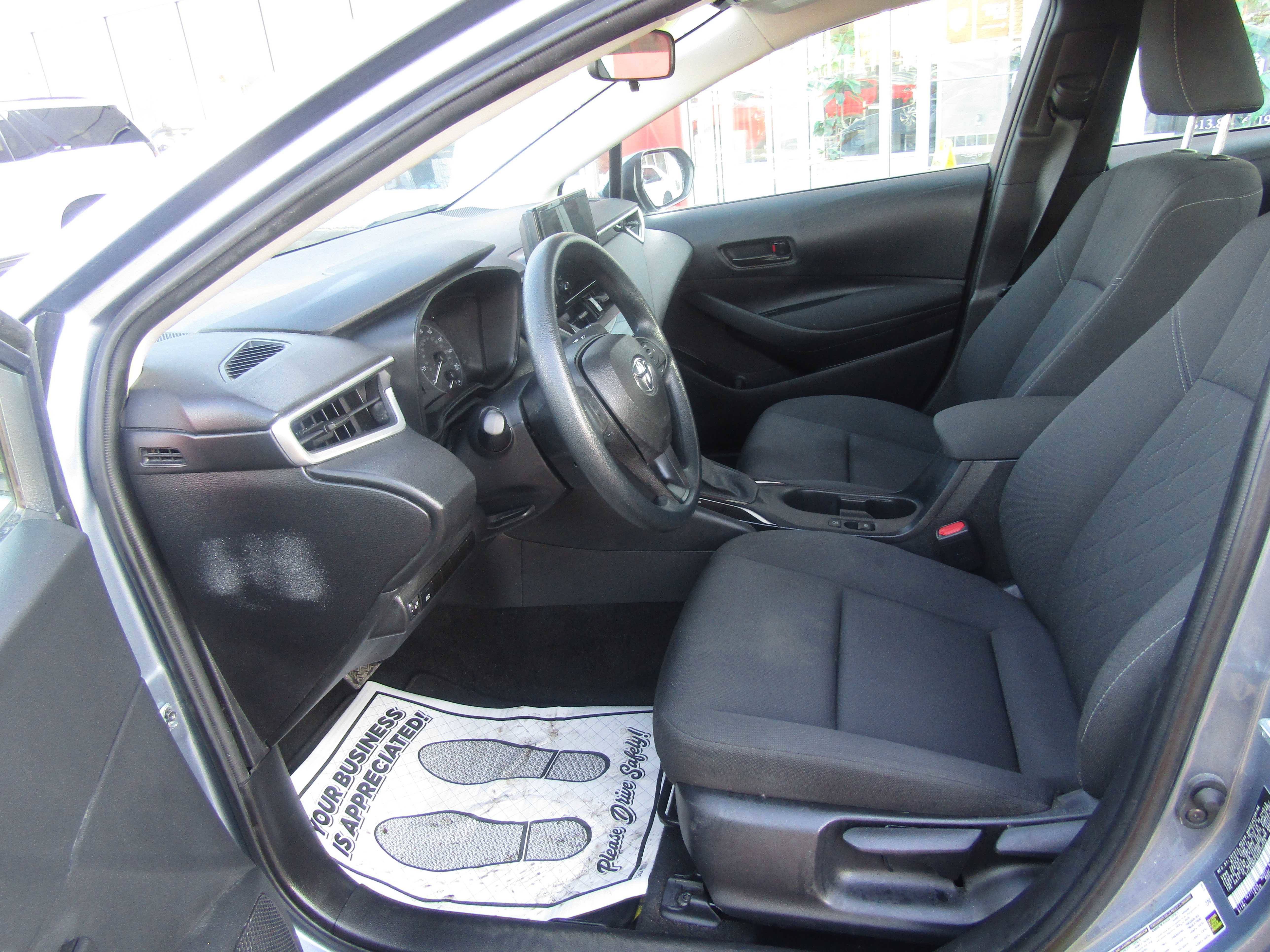Used 2023 Toyota Corolla LE FWD image 11