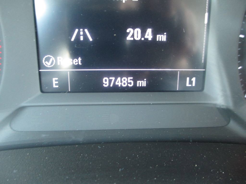 Used 2021 Chevrolet TrailBlazer LS image 24