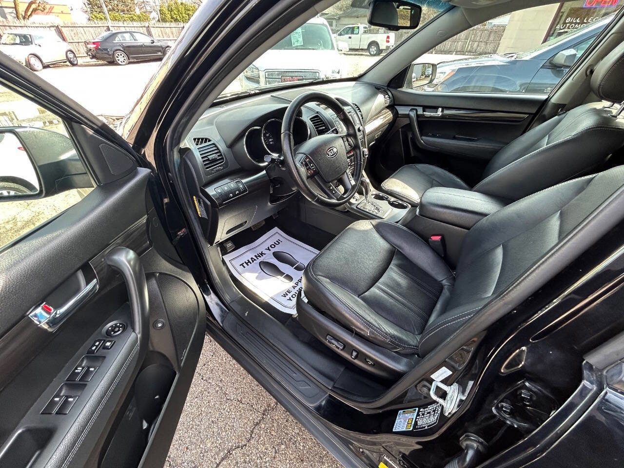Used 2012 Kia Sorento EX w/ EX V6 Premium Pkg image 8