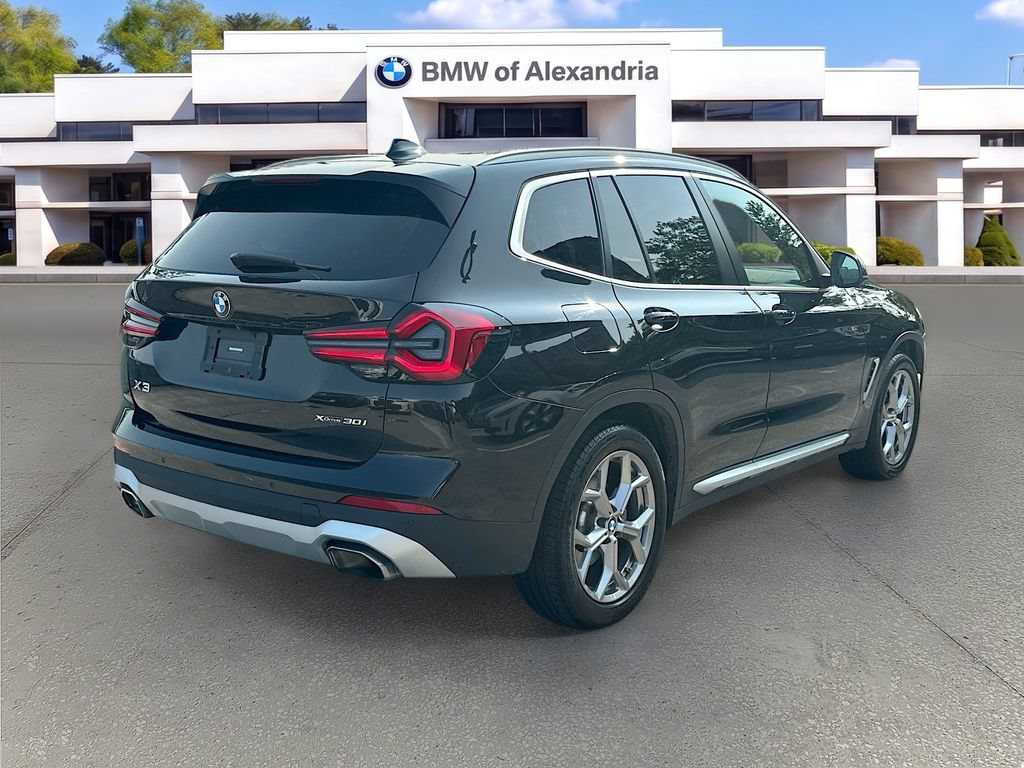 Used 2023 BMW X3 xDrive30i w/ Premium Package AWD/4WD image 5