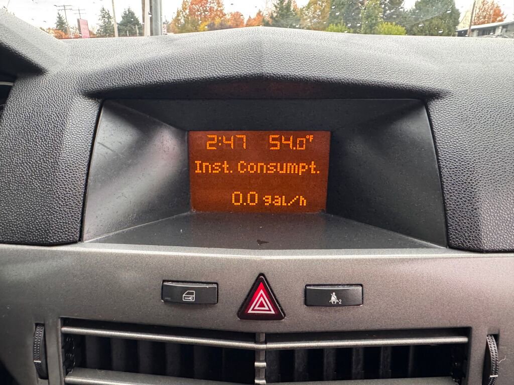 Used 2008 Saturn Astra XE image 25