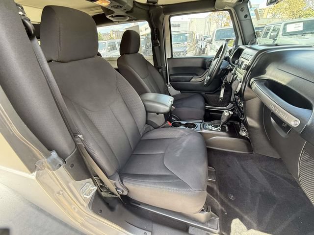 Used 2014 Jeep Wrangler Sport w/ Quick Order Package 24S AWD/4WD image 10