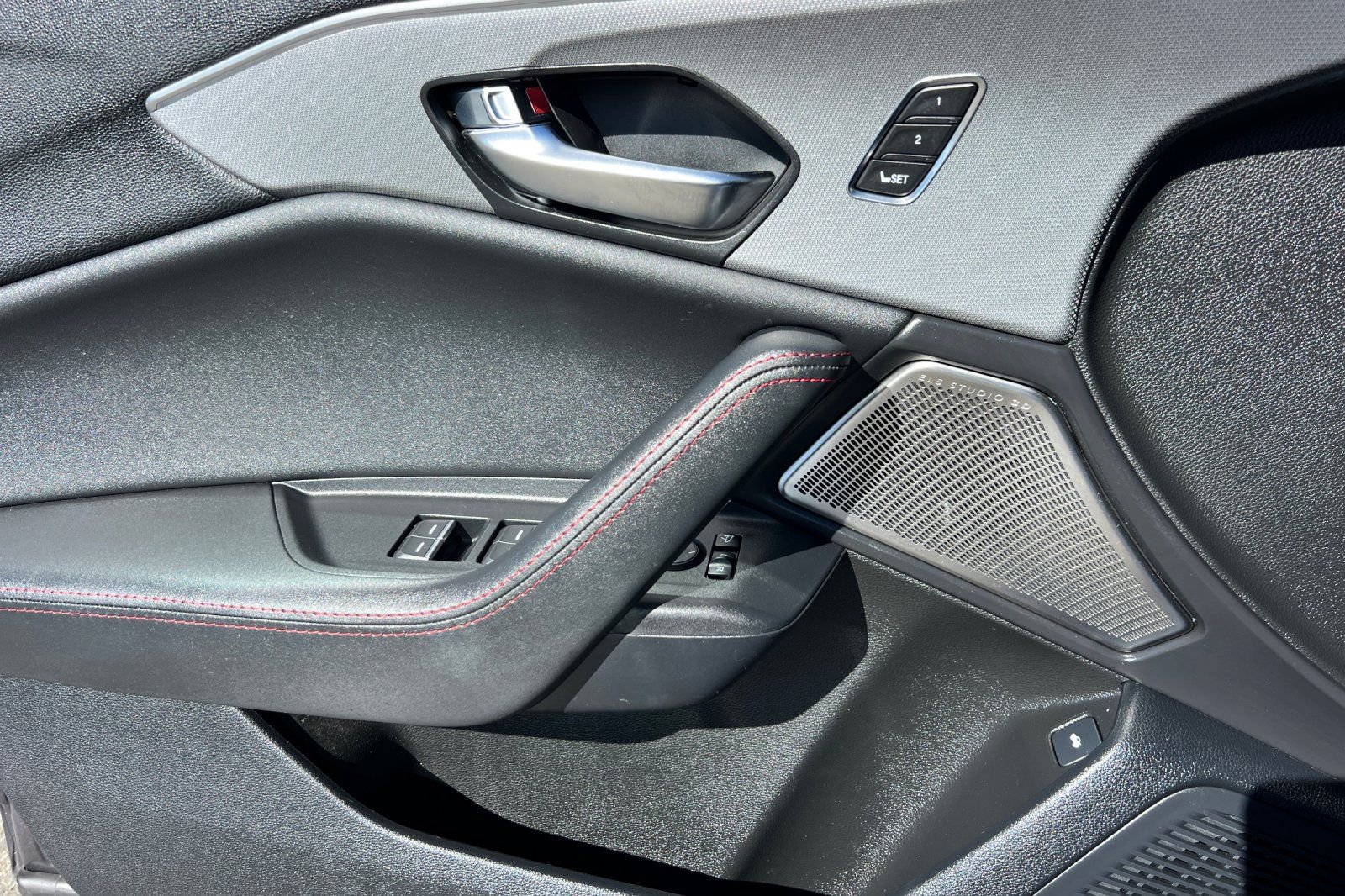 Used 2023 Acura TLX Type S image 11