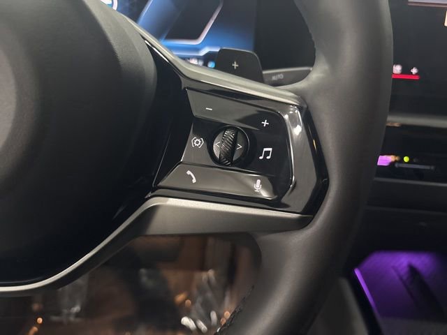 Used 2025 BMW 530i xDrive image 19