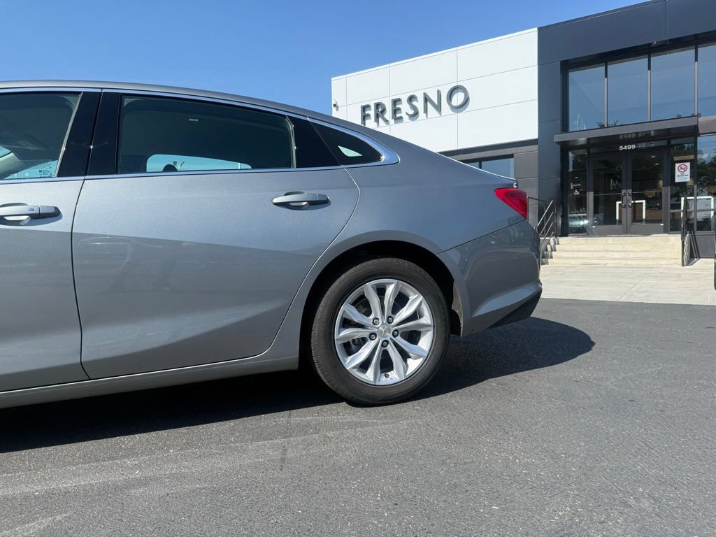 Used 2024 Chevrolet Malibu LT FWD image 3
