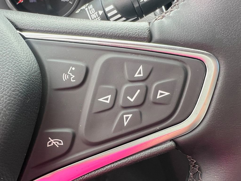 Used 2024 Chevrolet Equinox LT FWD image 7