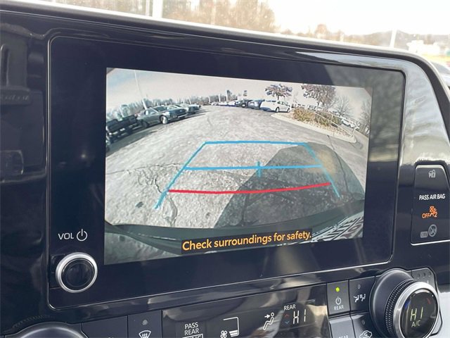 Used 2024 Toyota Highlander XLE image 31