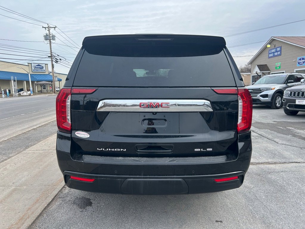 Used 2022 GMC Yukon XL SLE image 6