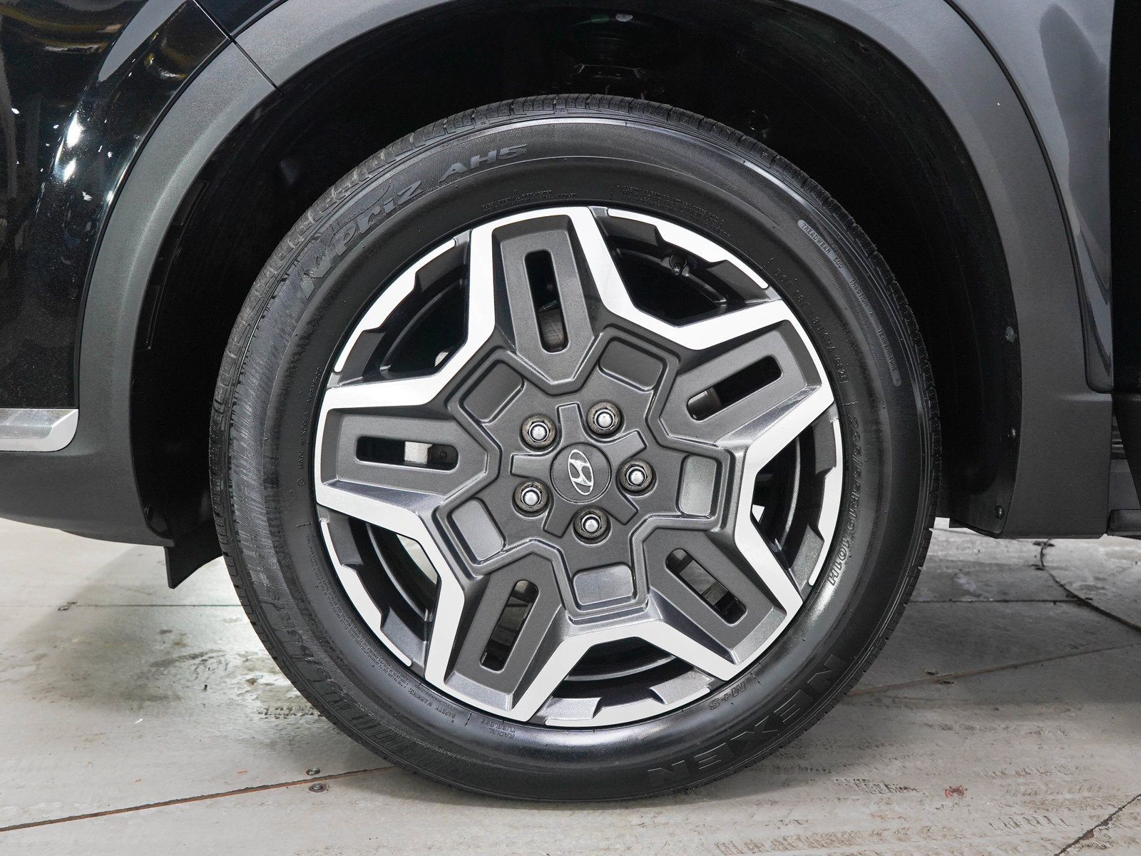Used 2023 Hyundai Santa Fe SEL Premium AWD/4WD image 30