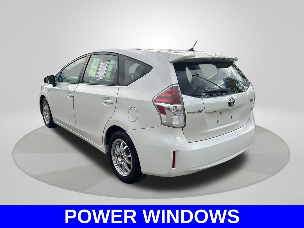 Used 2015 Toyota Prius V Two image 8