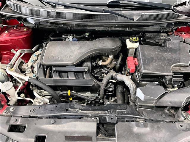 Used 2018 Nissan Rogue Sport SV FWD image 11