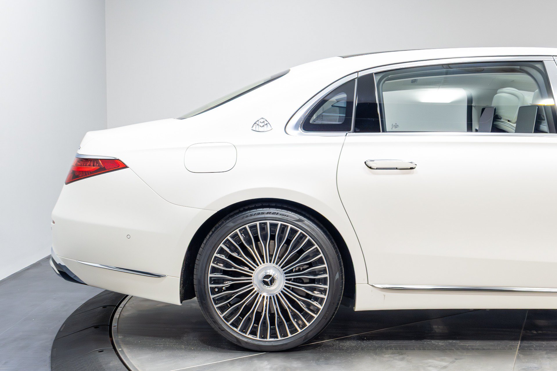 Used 2023 Mercedes-Benz Maybach S 680 4MATIC image 19