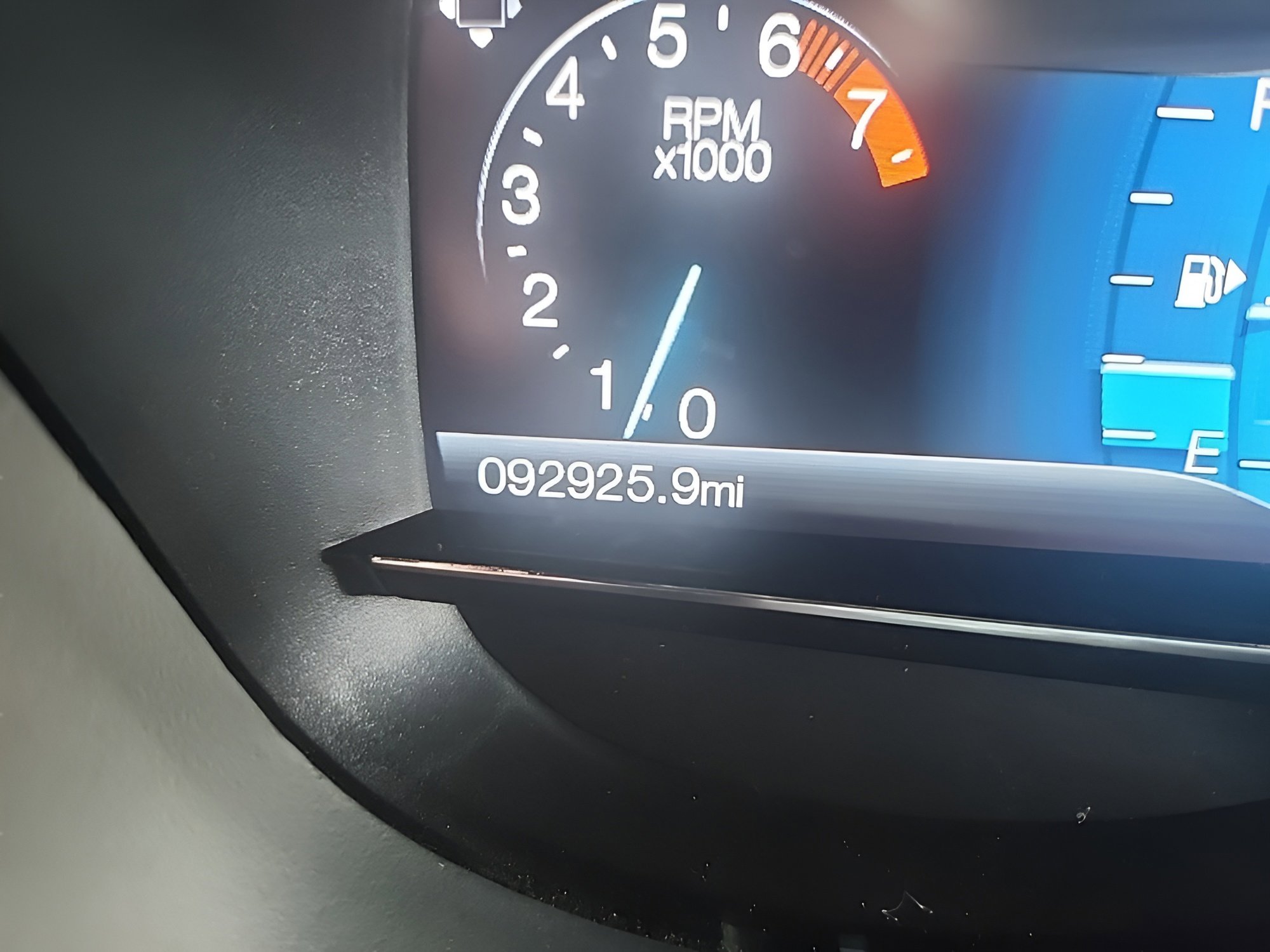 Used 2016 Ford Explorer XLT w/ Equipment Group 202A image 14