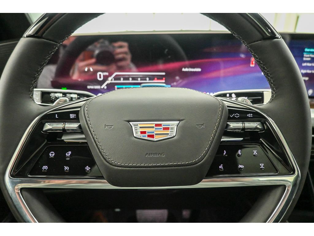 New 2026 Cadillac Escalade ESV Platinum Sport w/ LPO, ONYX Package AWD/4WD image 27