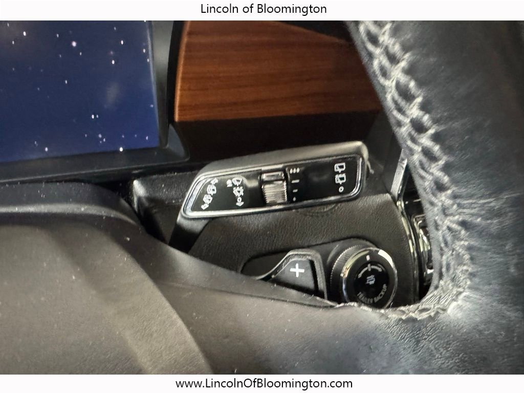 Used 2019 Lincoln Navigator L Reserve image 42