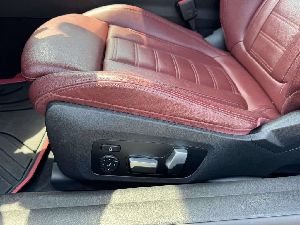 Used 2021 BMW 430i Coupe w/ Convenience Package RWD image 18