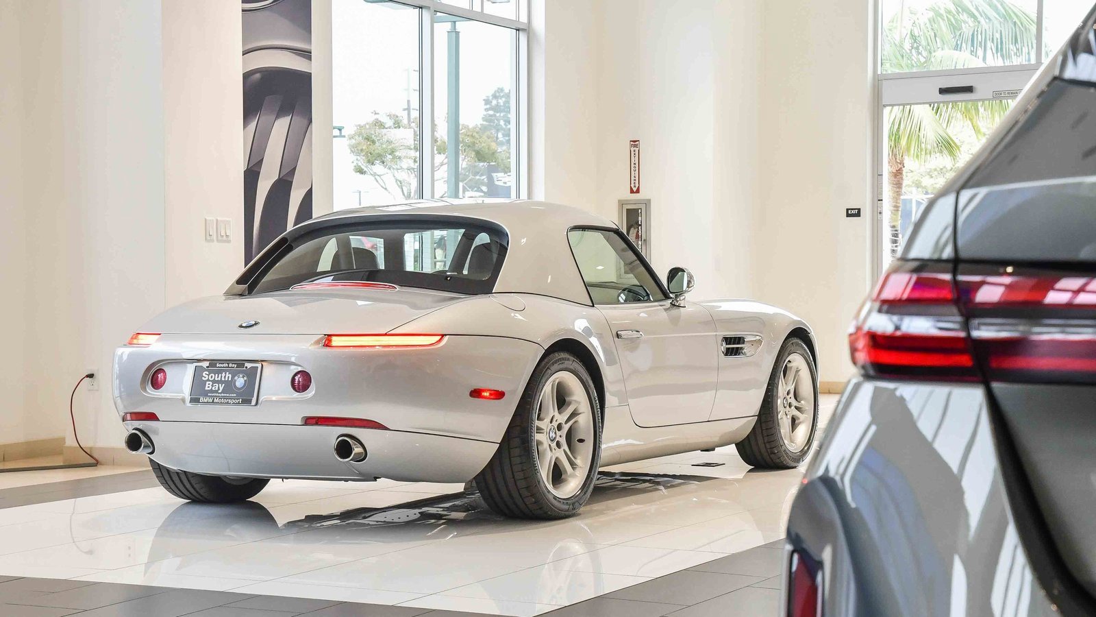 Used 2002 BMW Z8 image 61