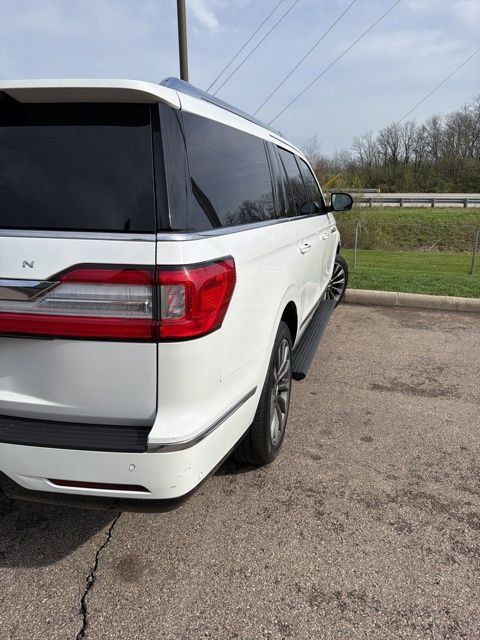 Used 2020 Lincoln Navigator L Reserve w/ Luxury Package image 8