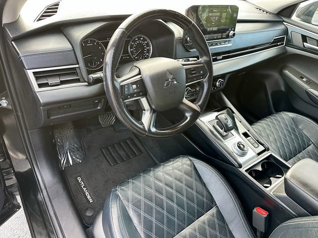 Used 2022 Mitsubishi Outlander SEL image 9