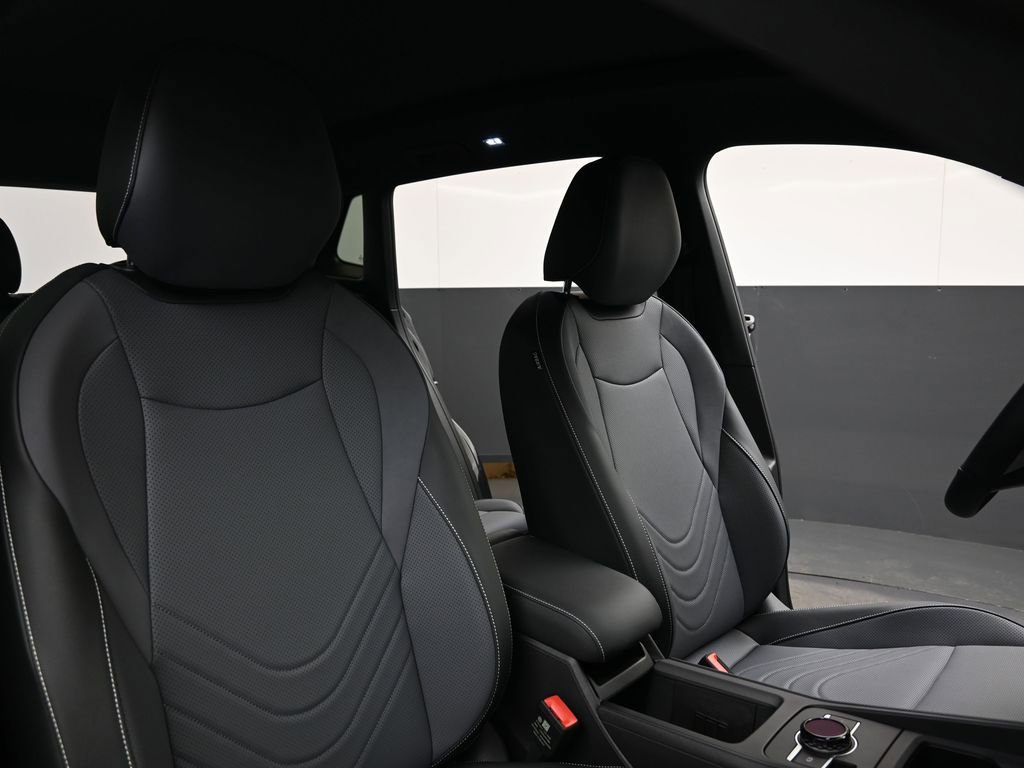 New 2026 Volkswagen Tiguan SE R-Line image 13