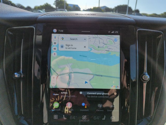 Used 2025 Volvo XC60 T8 Plus w/ Protection Package Premier AWD/4WD image 13