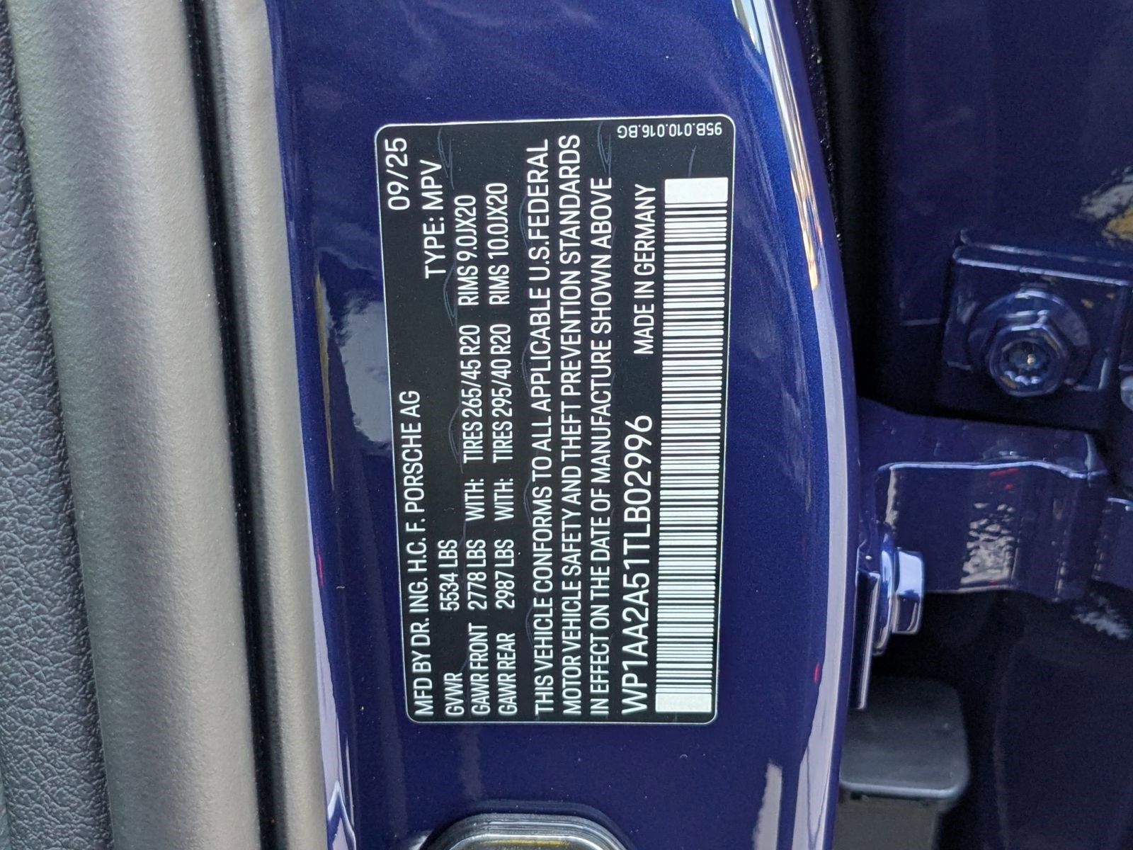 New 2026 Porsche Macan image 30