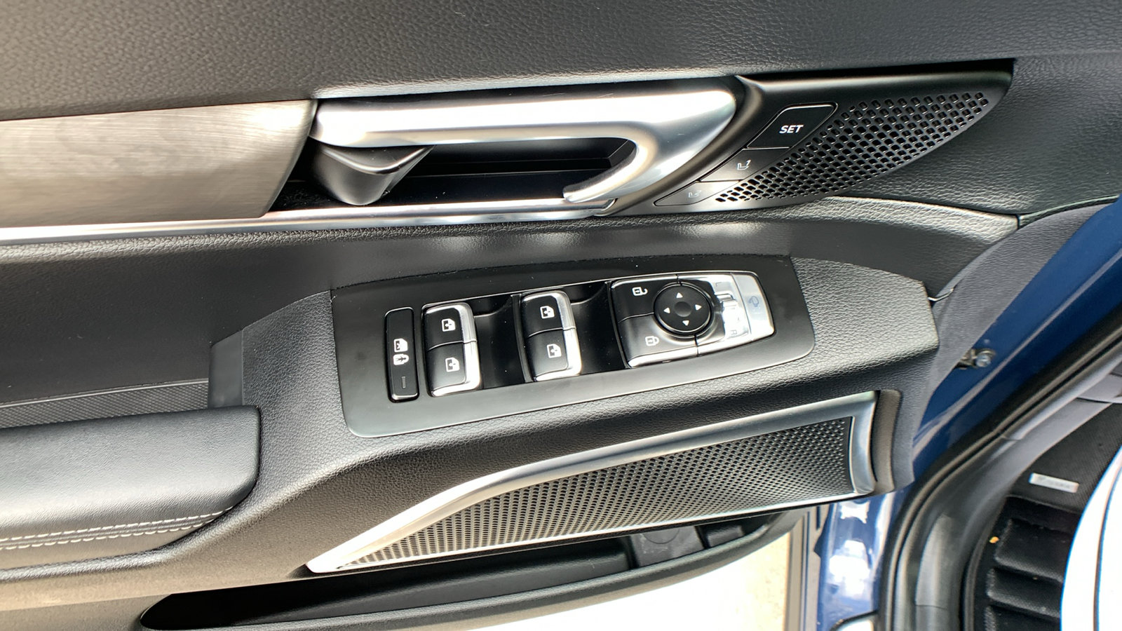 Used 2023 Kia Telluride SX X-Pro AWD/4WD image 12