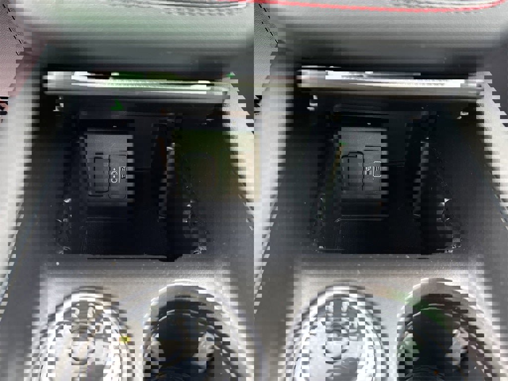 Used 2025 Ford Explorer ST-Line w/ Premium Package image 25