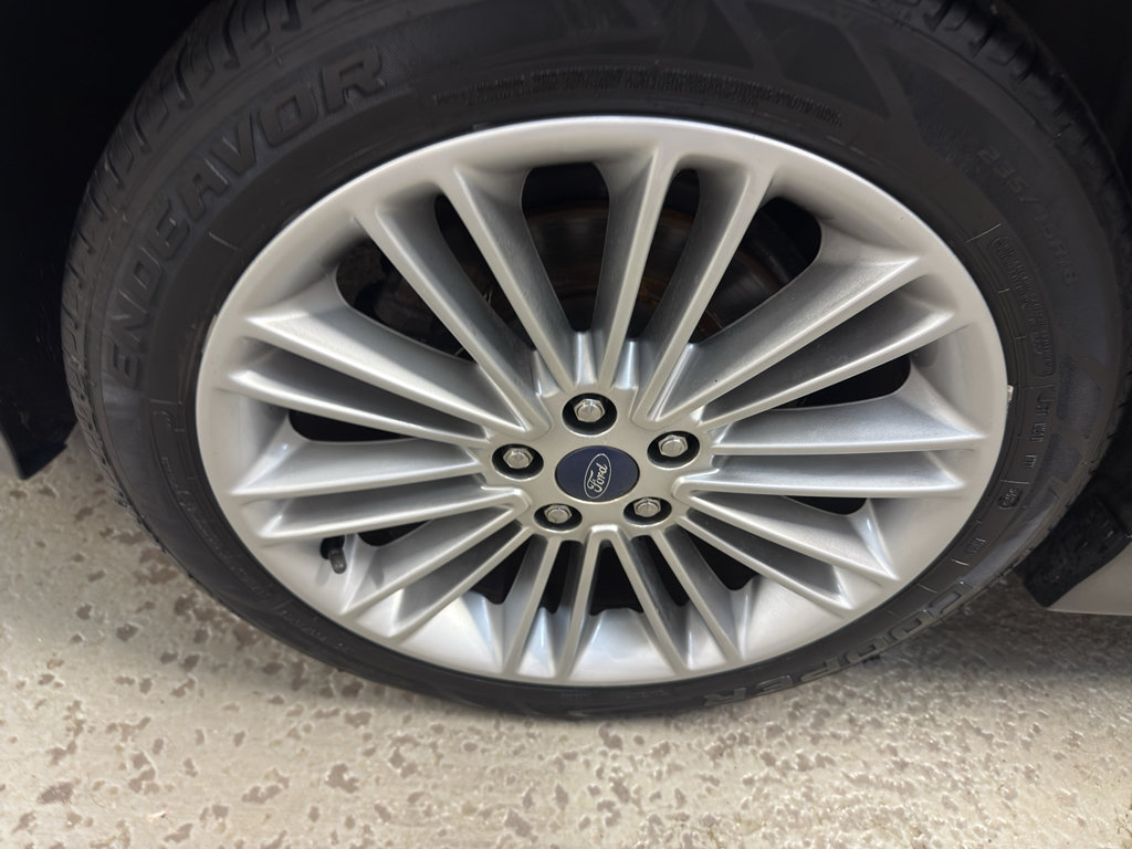 Used 2014 Ford Fusion SE w/ Equipment Group 202A FWD image 33