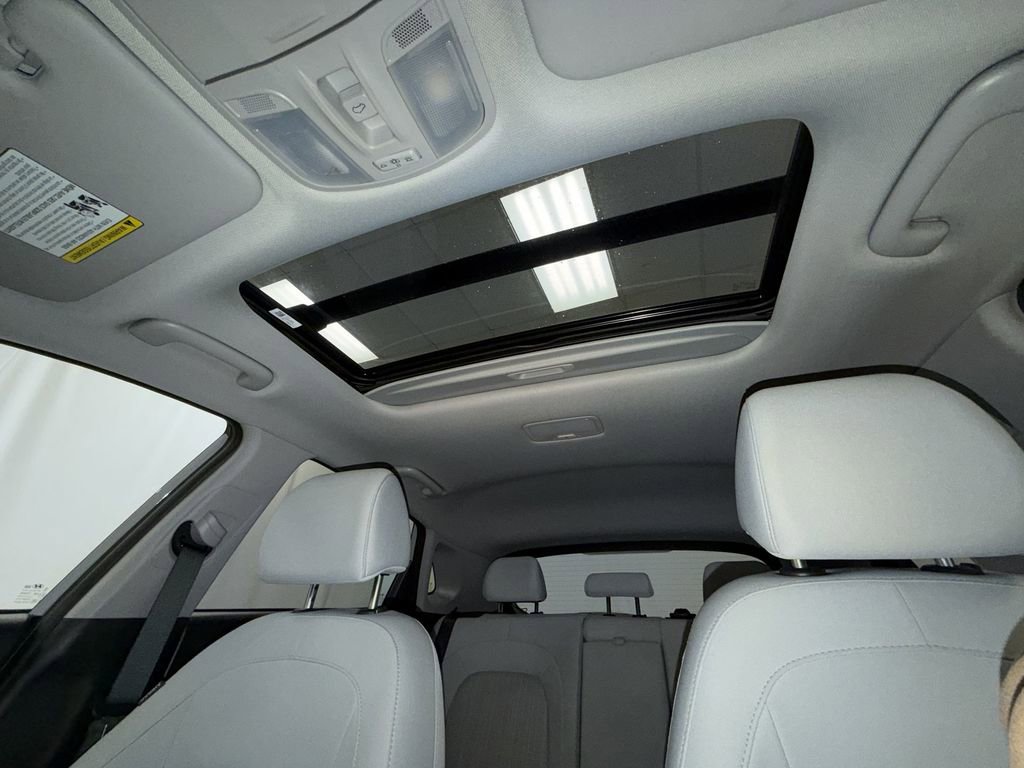 Used 2023 Hyundai Kona SEL w/ Convenience Package image 14