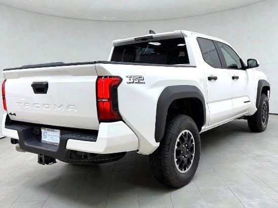 Used 2025 Toyota Tacoma TRD Off-Road image 12