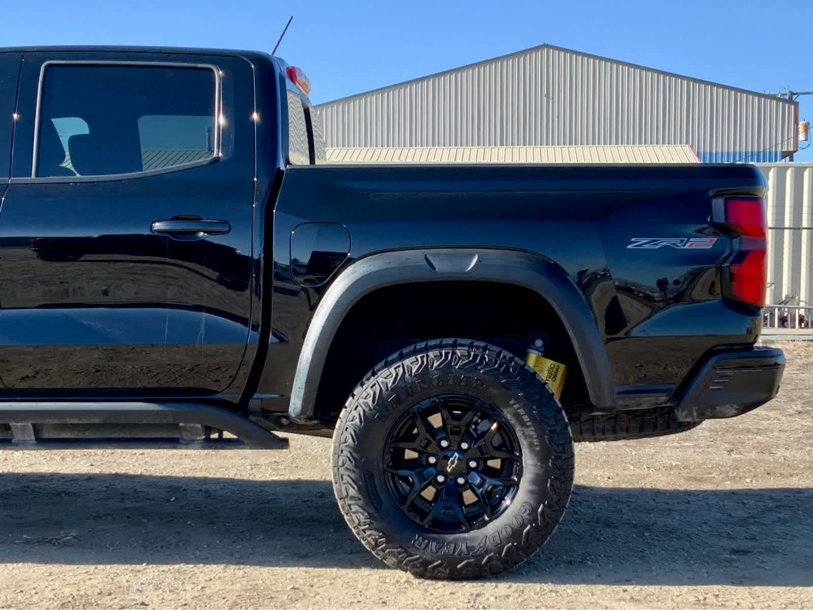 Certified 2025 Chevrolet Colorado ZR2 w/ Midnight Edition image 12