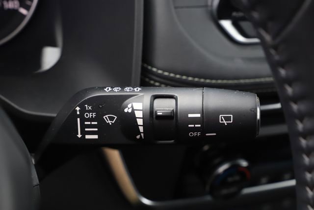 Used 2025 Nissan Rogue SV AWD/4WD image 35