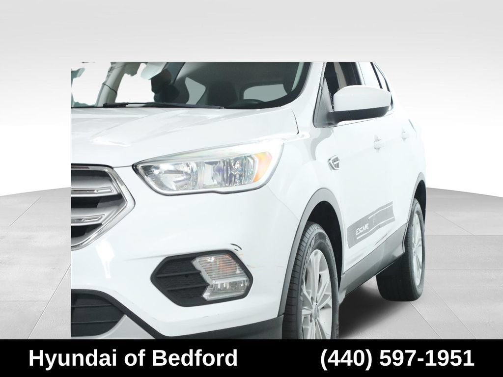 Used 2018 Ford Escape SE AWD/4WD image 4
