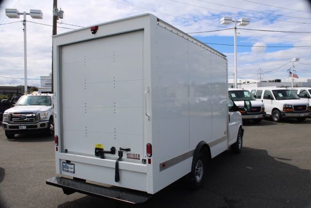 Used 2024 Chevrolet Express 3500 w/ Power Convenience Package image 8