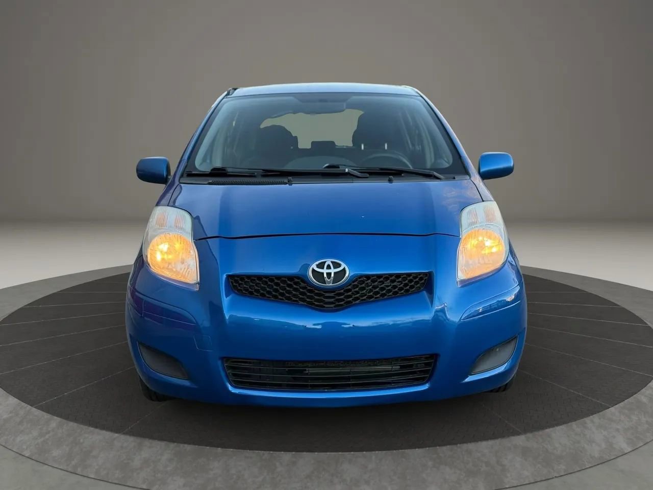 Used 2009 Toyota Yaris S image 2