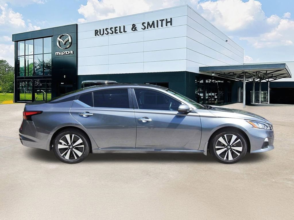 Used 2022 Nissan Altima 2.5 SV image 3