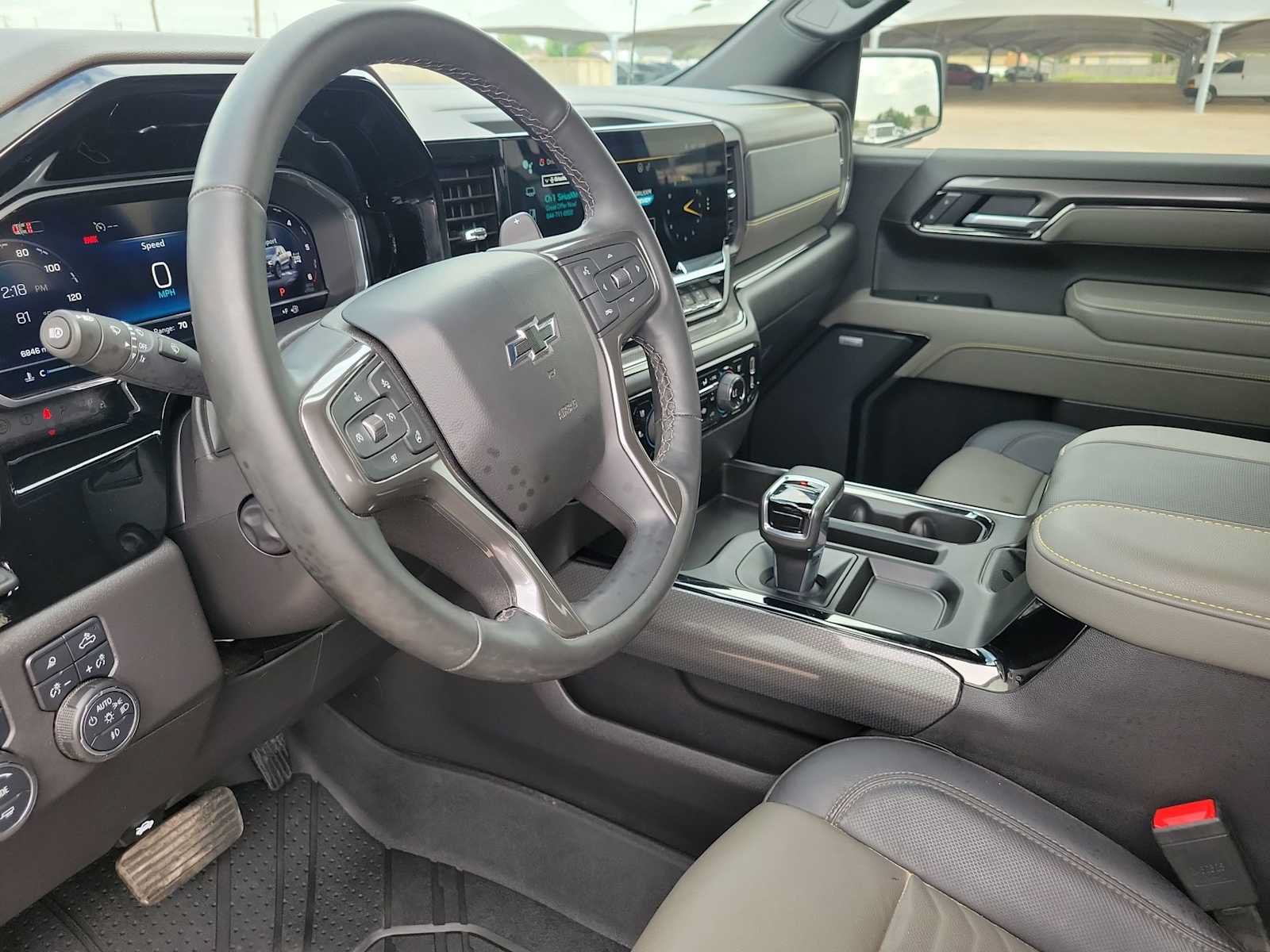 Used 2025 Chevrolet Silverado 1500 ZR2 w/ Technology Package AWD/4WD image 10