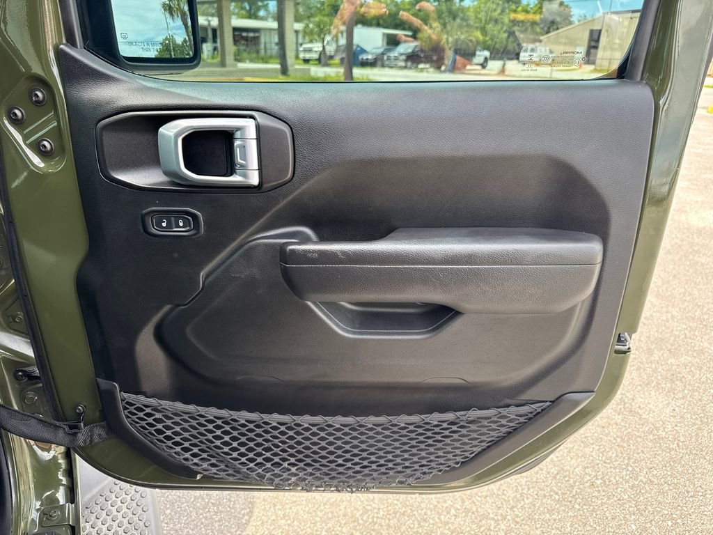 Used 2022 Jeep Wrangler Unlimited Sport AWD/4WD image 18