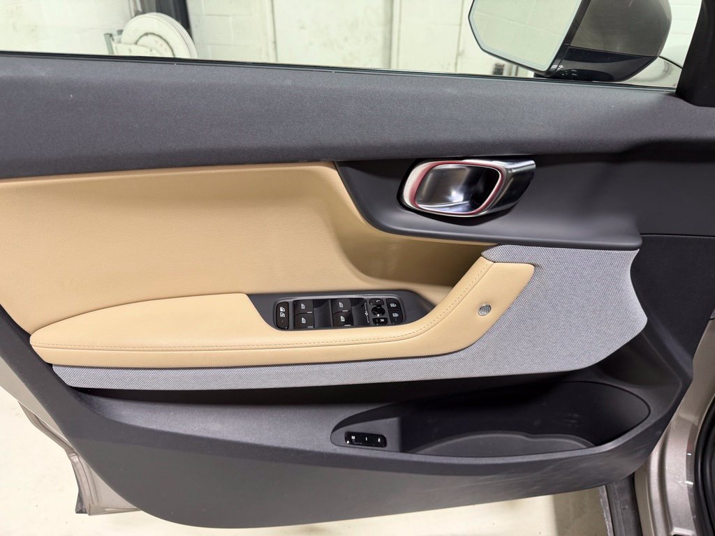 Used 2021 Polestar Polestar 2 AWD/4WD image 27