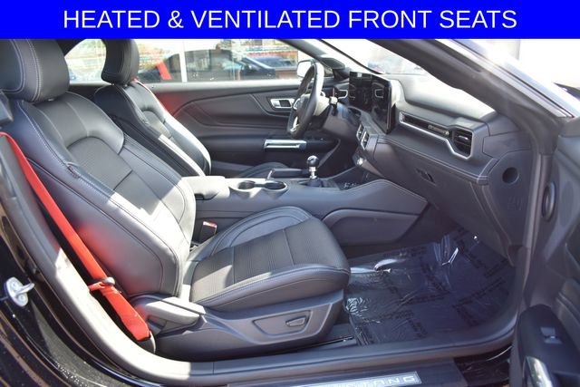 Used 2025 Ford Mustang GT Premium w/ GT Performance Package RWD image 7