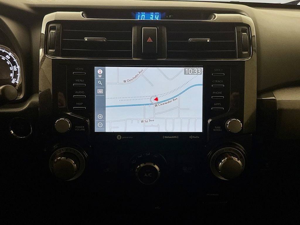 Used 2020 Toyota 4Runner TRD Off-Road Premium AWD/4WD image 17