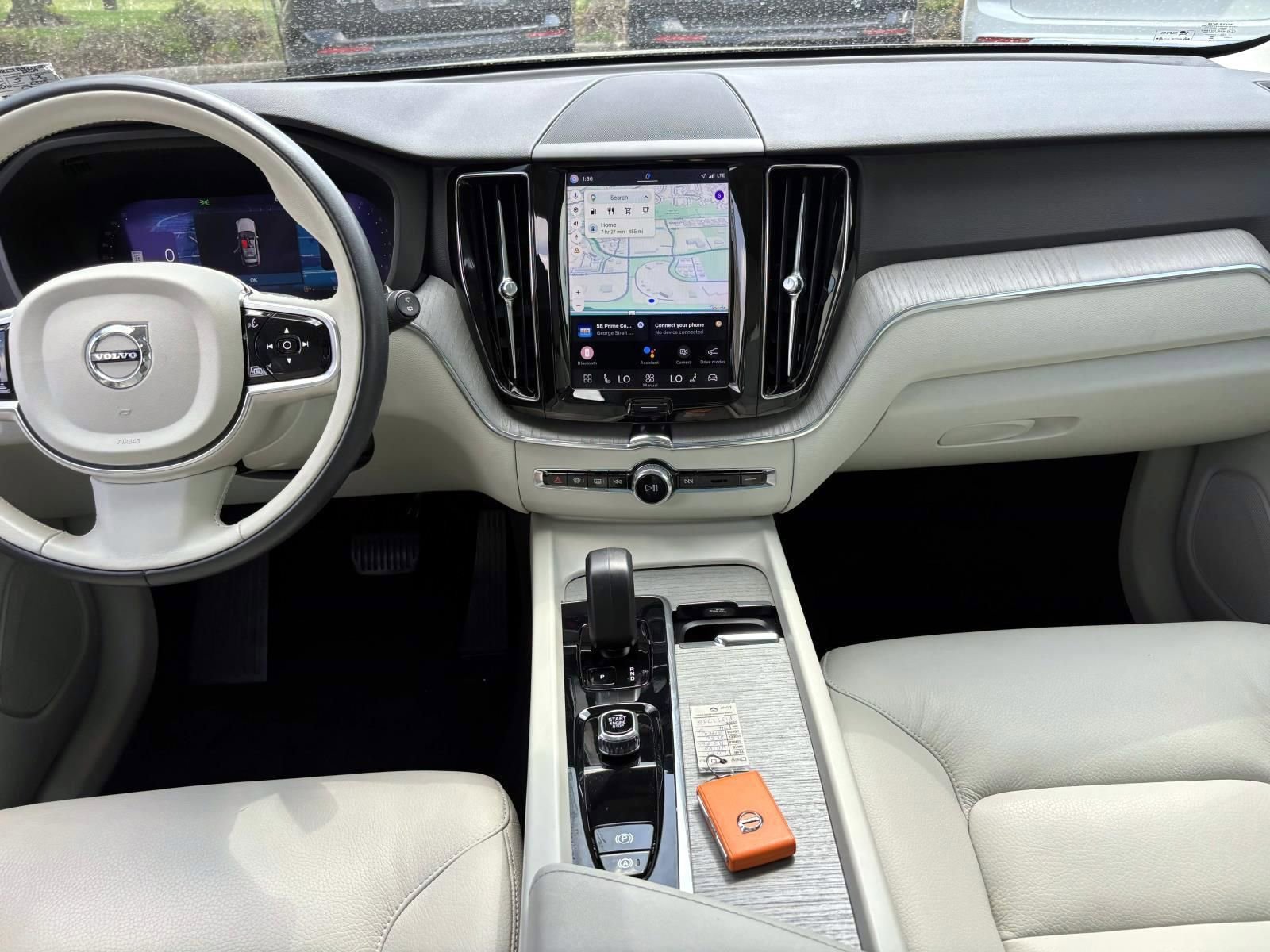 Used 2023 Volvo XC60 B5 Plus w/ Protection Package image 28