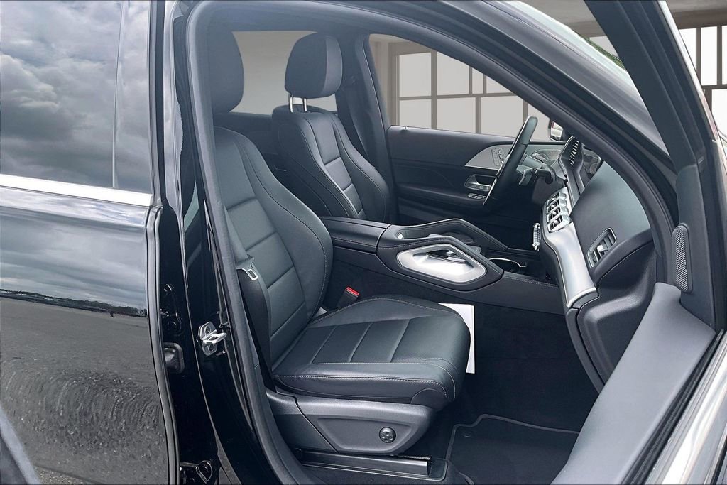 Used 2025 Mercedes-Benz GLE 350 4MATIC image 7
